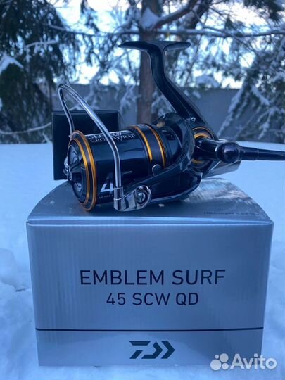 Катушка Daiwa 23 Emblem Surf 45 SCW QD