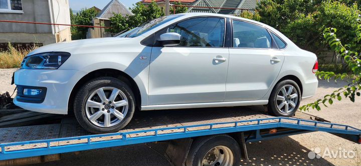 Под разбор Volkswagen polo classic 1.6MPI запчасти