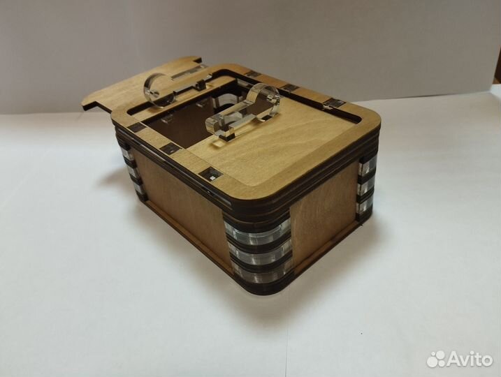 Коробка подарочная из фанеры