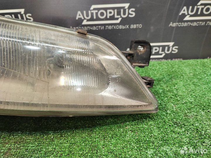 Фара правая Opel Vectra B универсал 1.6 X16XEL