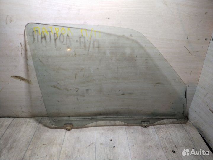 Стекло двери переднее Nissan Patrol Y61 2.8 RD28