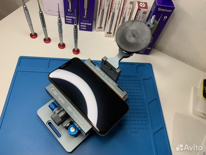 Присоска для снятия дисплея