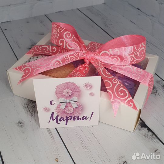 Подарок на 8 марта (набор мыло ручной работы)