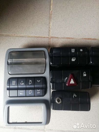 Mercedes Actros клавиша салона