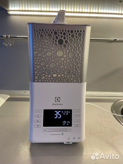 Увлажнитель воздуха Electrolux EHU-3815D