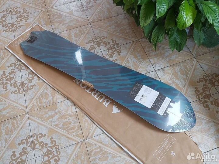Новый сноуборд Burton Fish