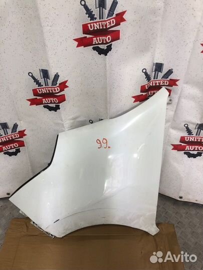 Крыло левое Renault Master 2.3crdi 2016