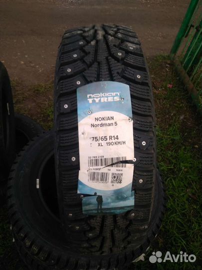 Viatti Brina Nordico V-522 175/65 R14 и 17.5/65 R14
