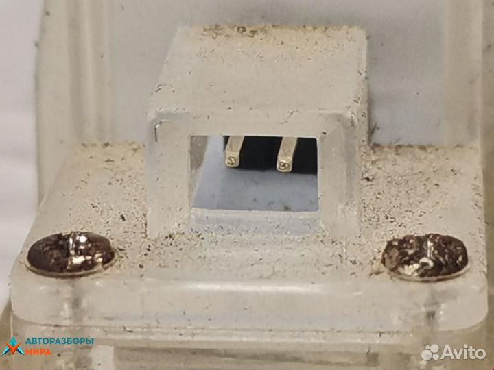 Подсветка номера Volkswagen Golf 3 1998 1J6943021B