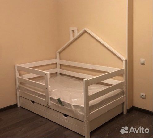 Софа домик новая