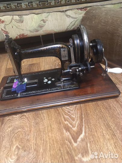 Швейная машинка gritzner