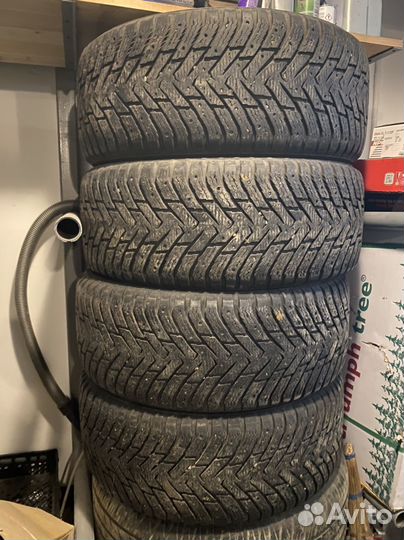 Nokian Tyres Hakkapeliitta 8 SUV 285/50 R20 116T