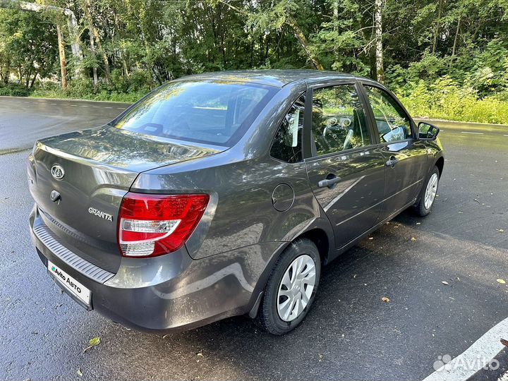 LADA Granta 1.6 МТ, 2017, 75 150 км