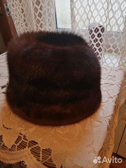 Женский норковый берет