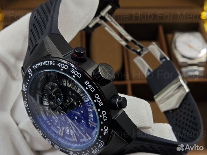 TAG Heuer 01 Мужские часы кварцевые