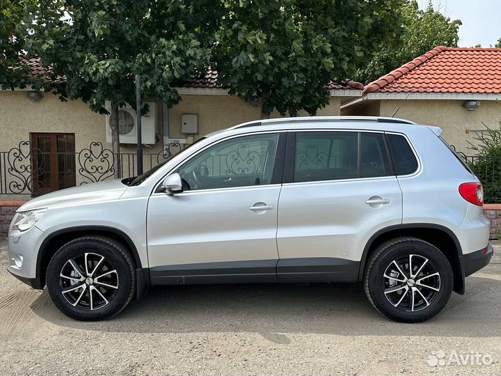 Volkswagen Tiguan 2.0 AT, 2011, 156 000 км