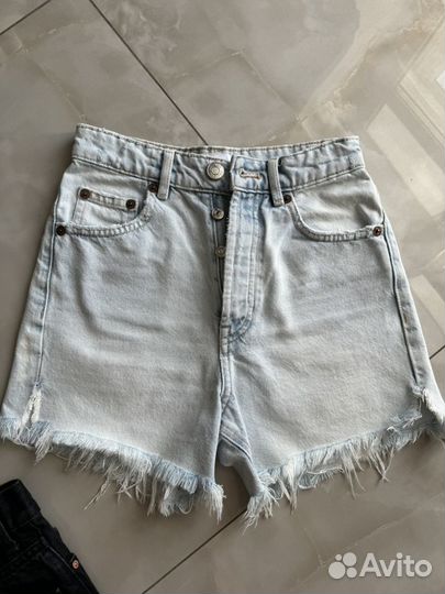 Джинсовые шорты zara 32