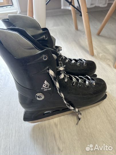 Коньки, размер 38,5