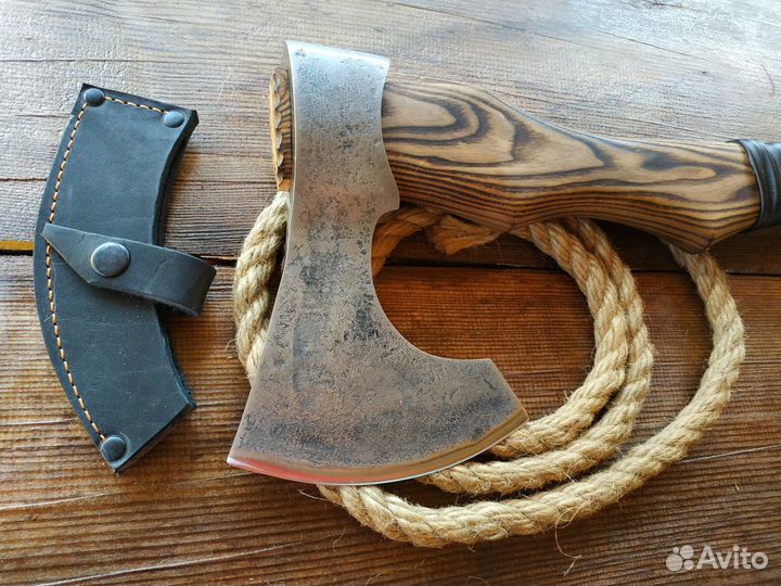 Топор кованый 27 модель