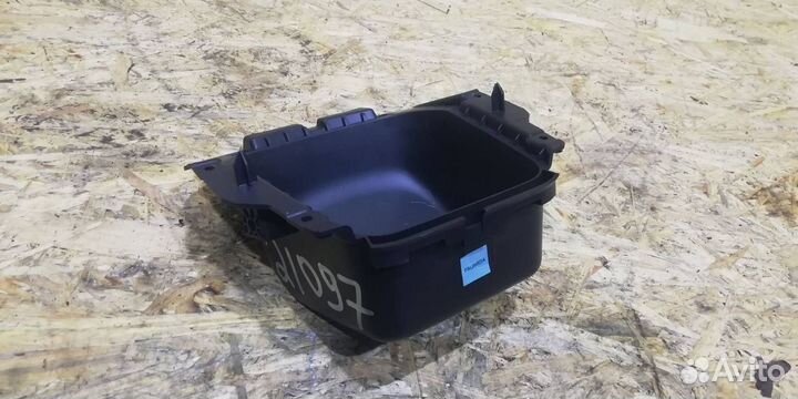 Консоль салона (центральная часть) Peugeot 2008