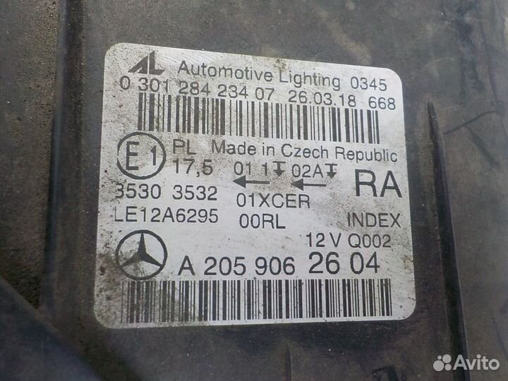 Фара правая Mercedes-Benz C-Class