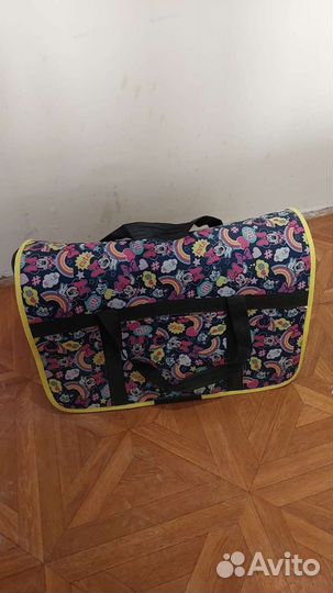 Переноска для кошек и собак