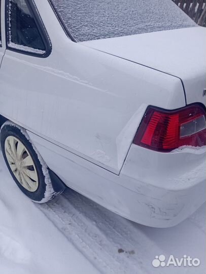 Daewoo Nexia 1.5 МТ, 2012, битый, 94 000 км