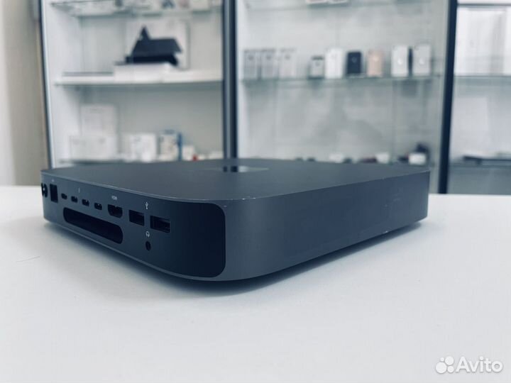 Mac Mini 2018 i7 3.2 1000 GB SSD 16GB на гарантии