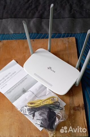 Роутер двухдиапазонный Wi-Fi гигабайтный EC220-G5