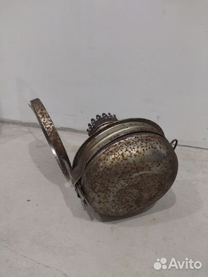 Керосиновая лампа