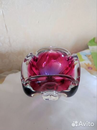 Ваза чешское цветное стекло
