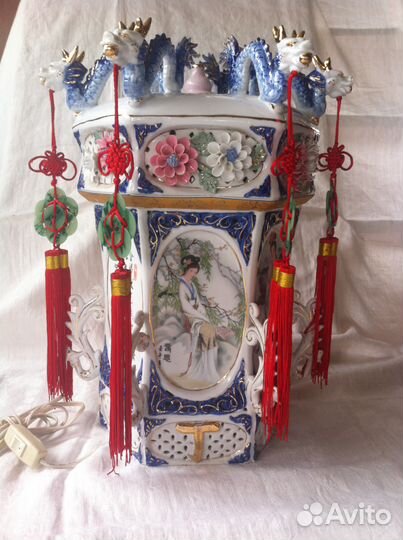 Китайский фарфоровый фонарь. Светильник