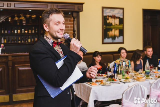 Ведущий и шоумен Виталий Карташев