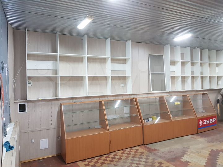 Торговое помещение, 190 м²