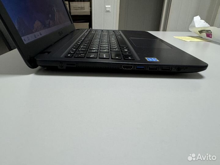 Asus VivoBook X543