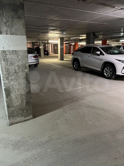 Машиноместо, 15 м²