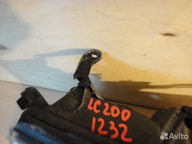 Фара левая Toyota Land Cruiser