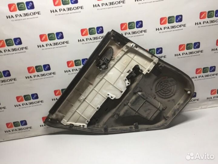 Обшивка двери задняя правая Nissan X-Trail T31