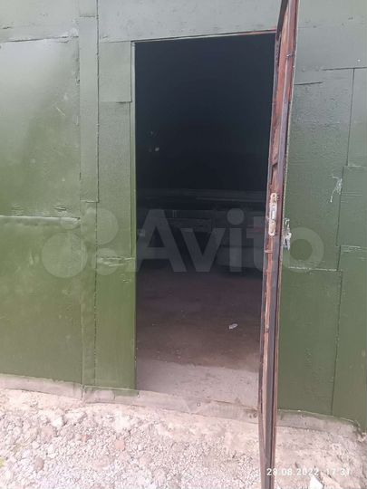 Гараж, > 30 м²