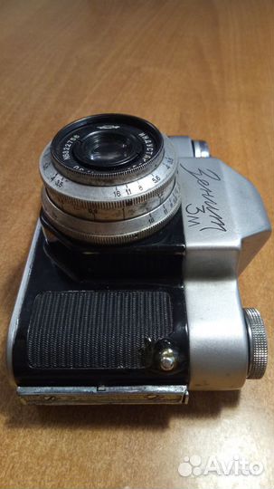 Фотоаппарат Зенит 3М с кожаным чехлом