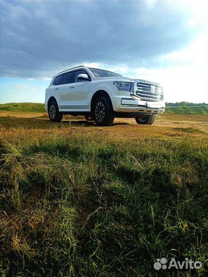 Аренда авто для свадьбы Tank 500