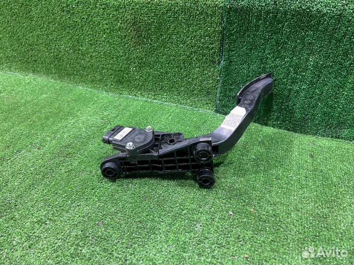 Педаль газа Kia Rio седан 1.6 2017