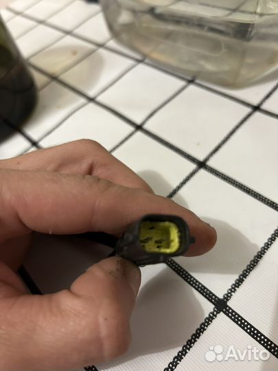 Датчик скорости subaru 2 pin
