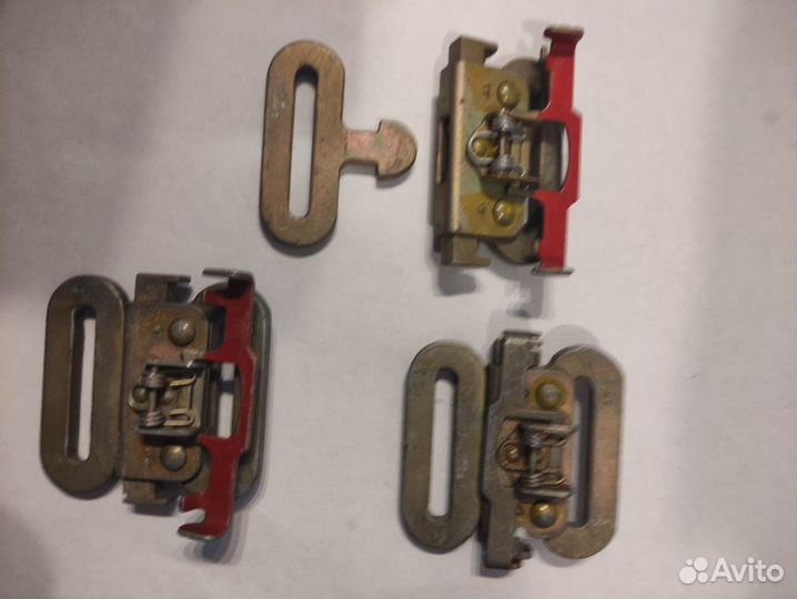 Замок от парашюта