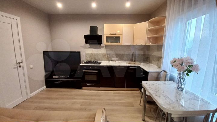 Дом 36 м² на участке 6 сот.