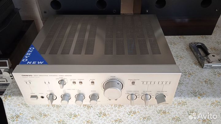 Onkyo Integra A 819