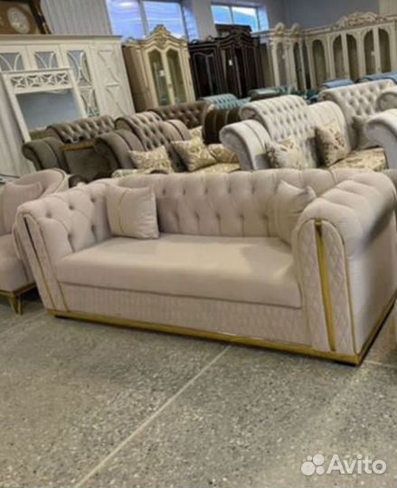 Диван и кресло