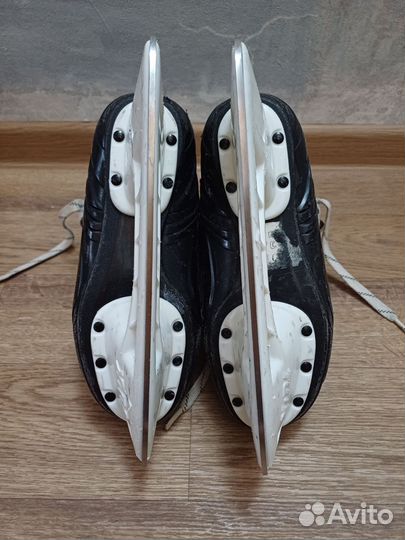 Хоккейные коньки bauer vapor