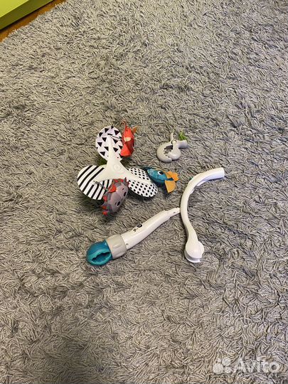 Мобиль на кроватку tiny love