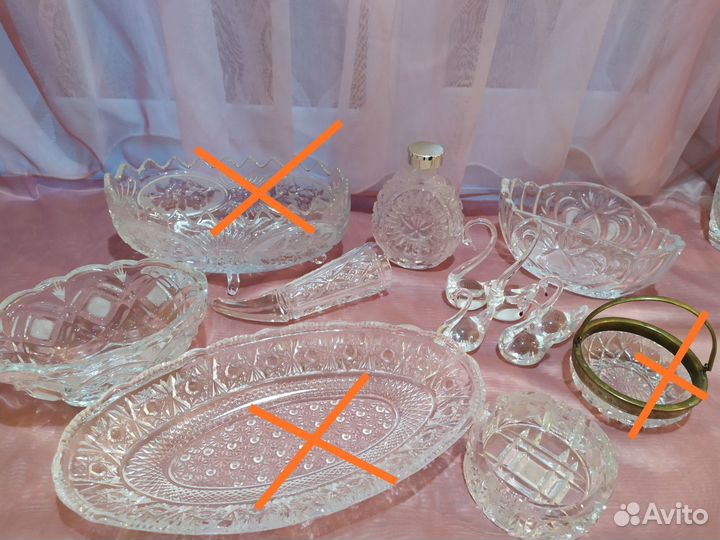 Хрустальные вазы и салатники